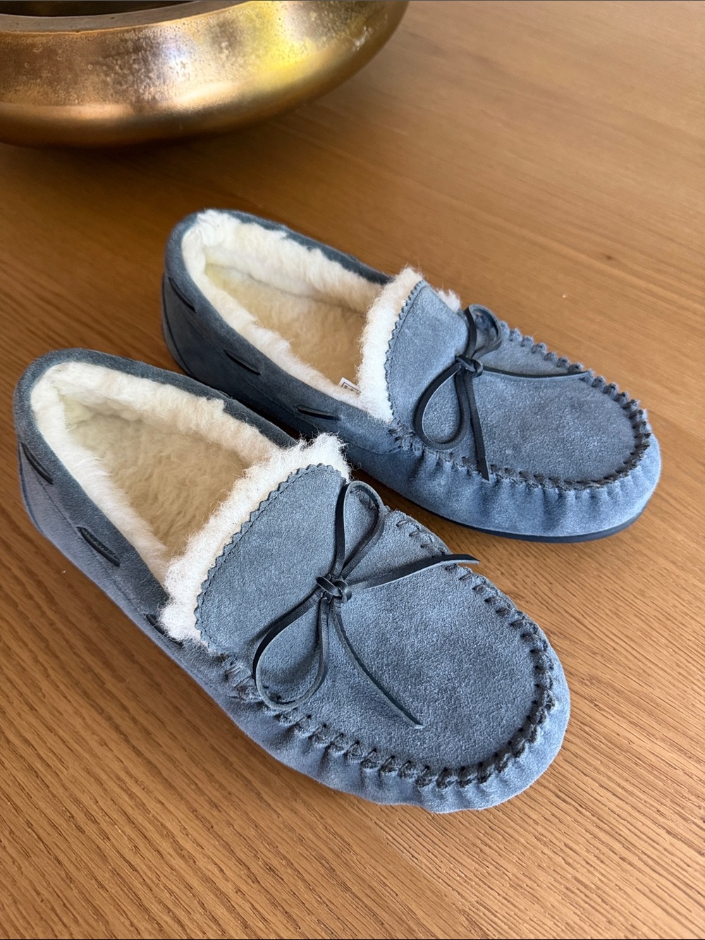 Amble Bow Wool Moccasin Slippers 8.5 or 8